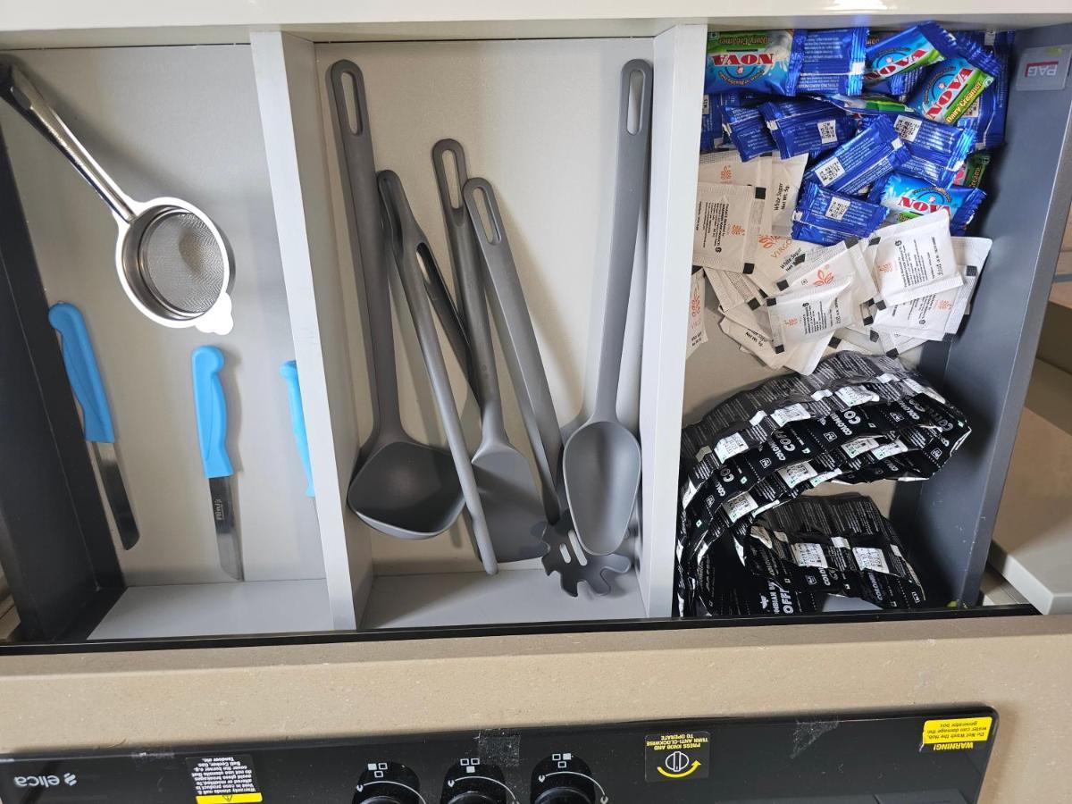 Lite Stays - Powai Mumbai Ngoại thất bức ảnh
